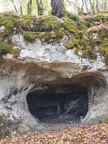 Gissey-sur-Ouche - grotte du champ de Cras numéro 1 - photo entrée cavité 1, Aurélien Bloch.jpg
Fichier manquant